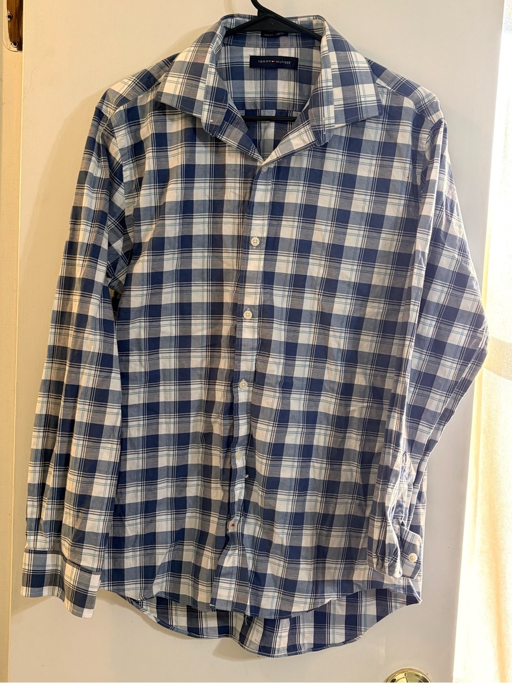 Tommy Hilfiger Men's Plaid Button Down Dress Shirt Blue White Gray